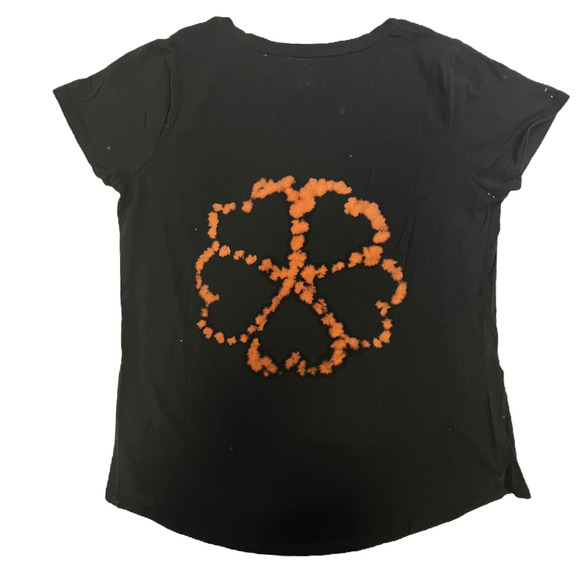 Black Hearts 5 Leaf Clover T Shirt - Picture 2 of 2